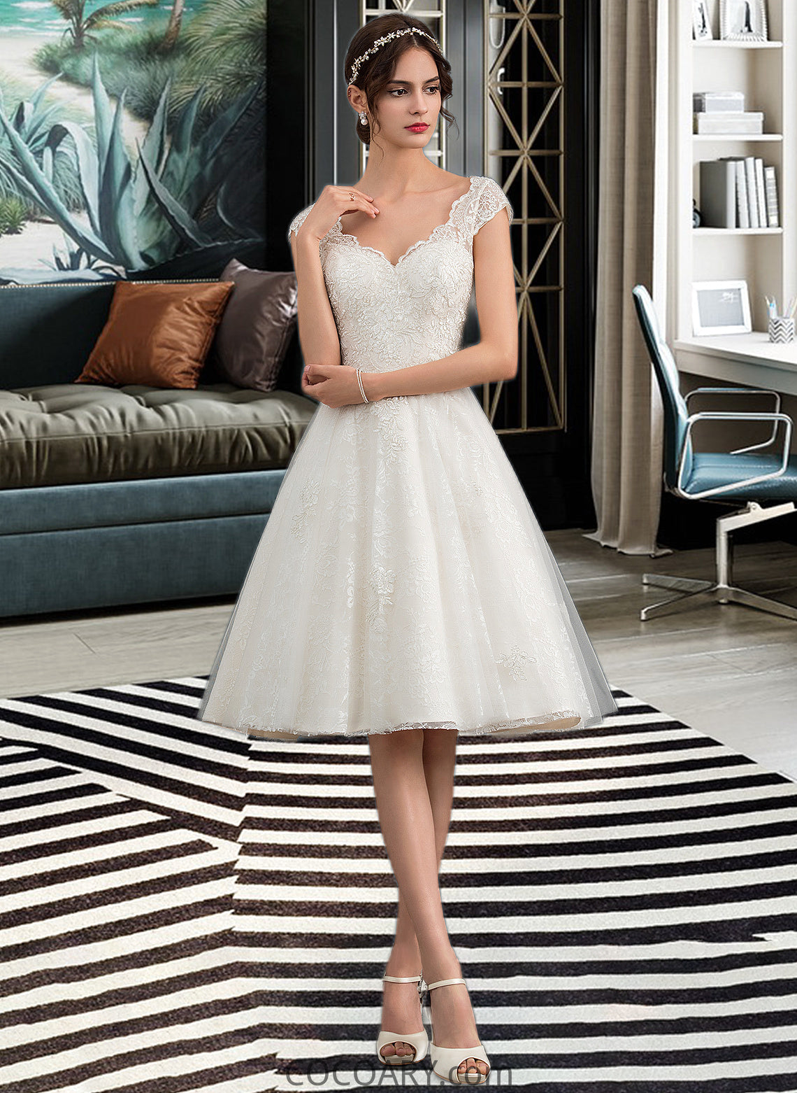 Erika A-Line V-neck Knee-Length Tulle Lace Wedding Dress DA8P0013700