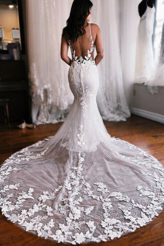 Charming Mermaid V Neck Lace Wedding Dresses with Appliques