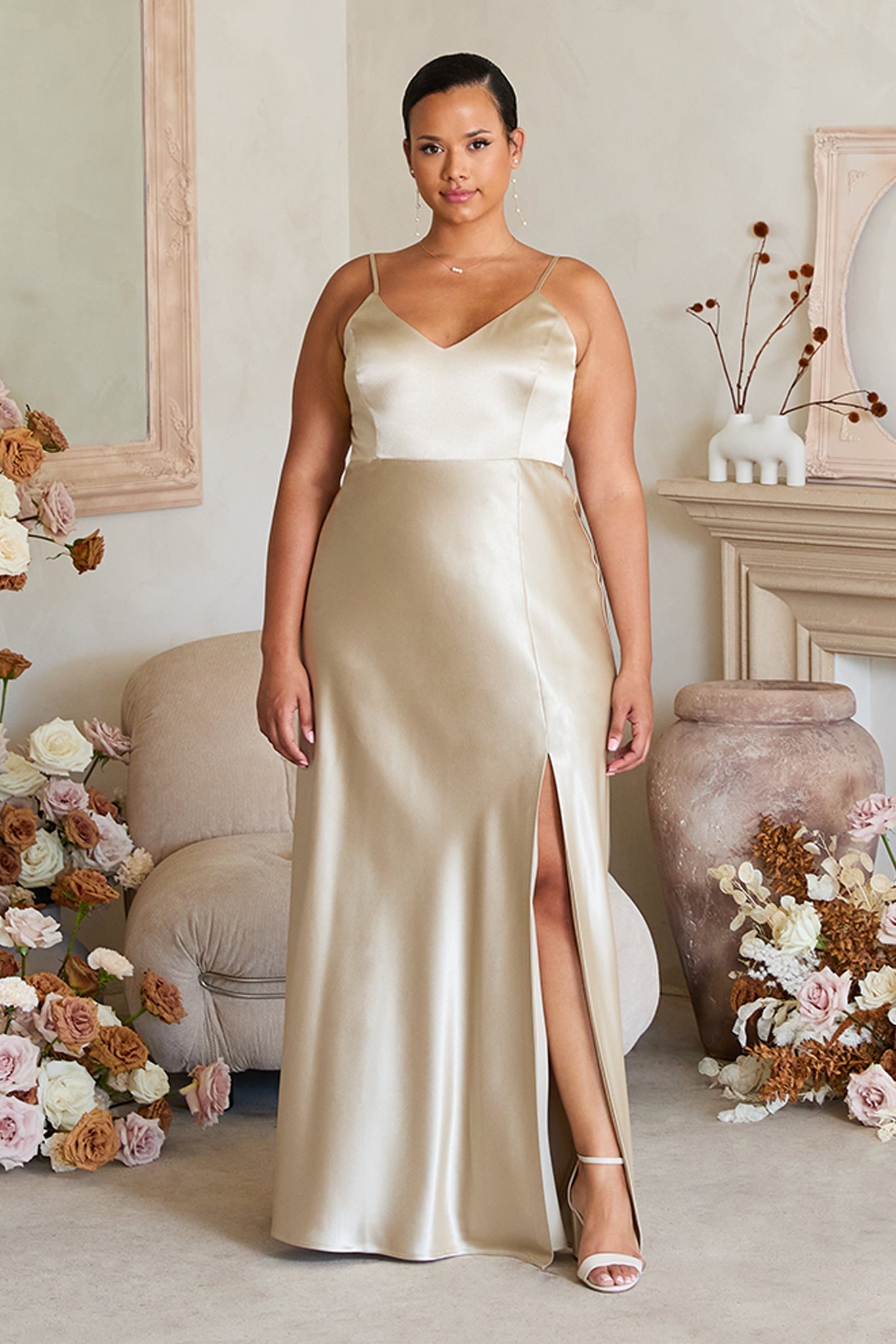 2024 Lindsey Satin Dress Curve Hillary