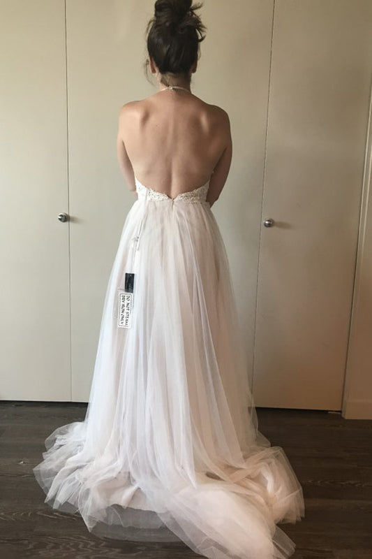 Halter Backless A Line Sweep Train Sleeveless Appliques Wedding Dresses