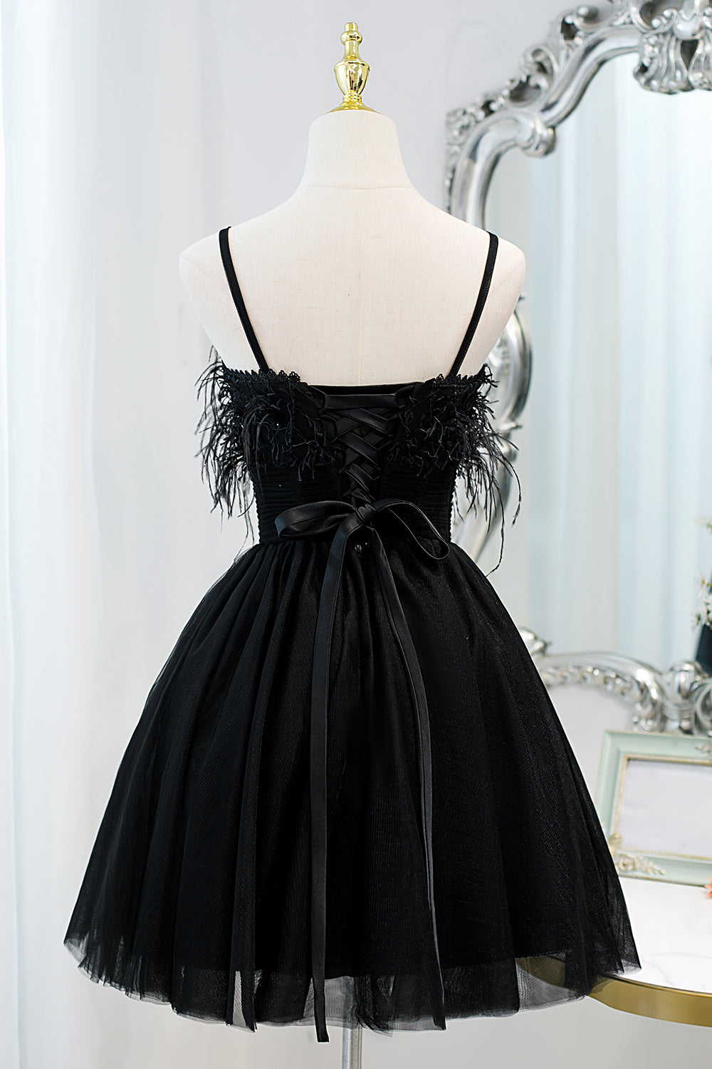 Chic Sleeveless Spaghetti Straps Tulle Princess Homecoming Dresses