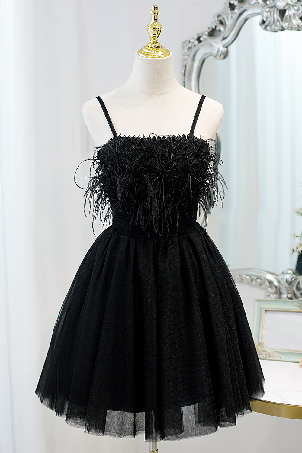 Chic Sleeveless Spaghetti Straps Tulle Princess Homecoming Dresses