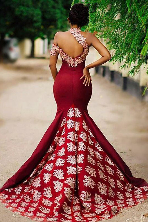 Vintage Halter Appliques Sweep Train Sleeveless Mermaid Prom Dresses