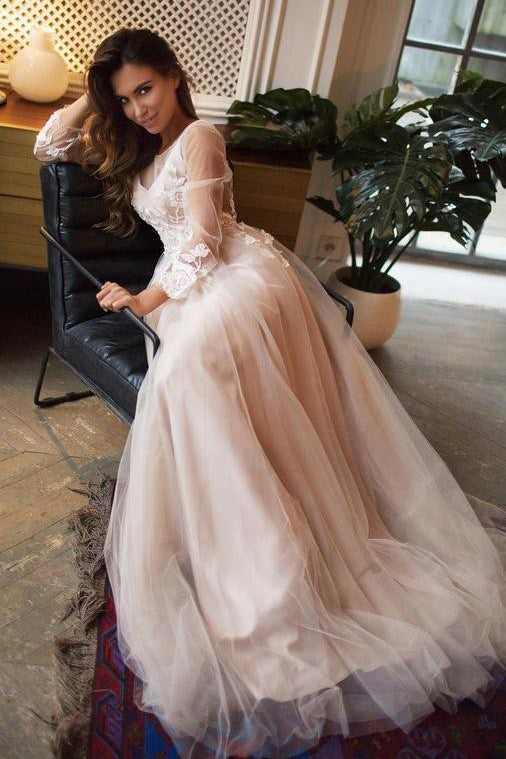 Charming Long Sleeves Backless Tulle Sweep Train Prom Dresses with Appliques