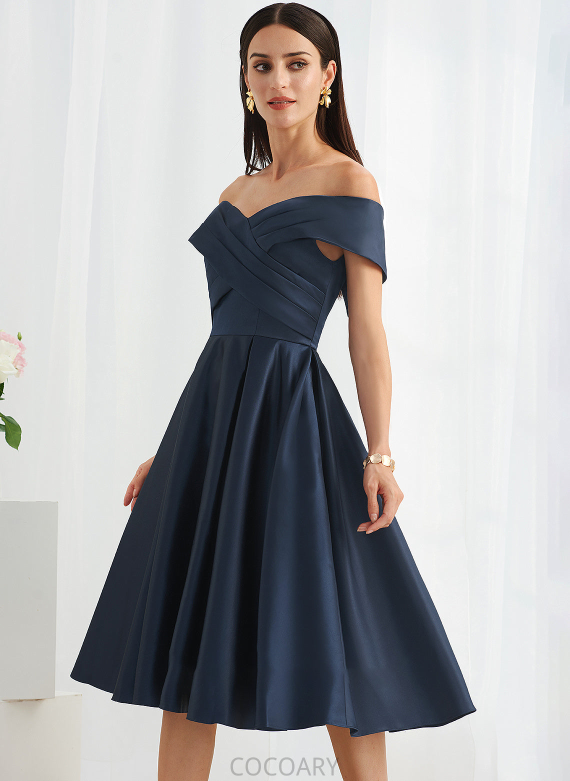 Fabric Silhouette Off-the-Shoulder Embellishment Length A-Line Knee-Length Pockets Neckline Avery Sleeveless Floor Length Bridesmaid Dresses