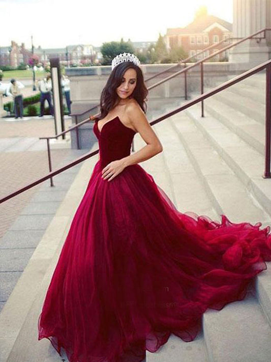 Chic Burgundy Sweetheart Lace Up Tulle A Line Ball Gown Prom Dresses