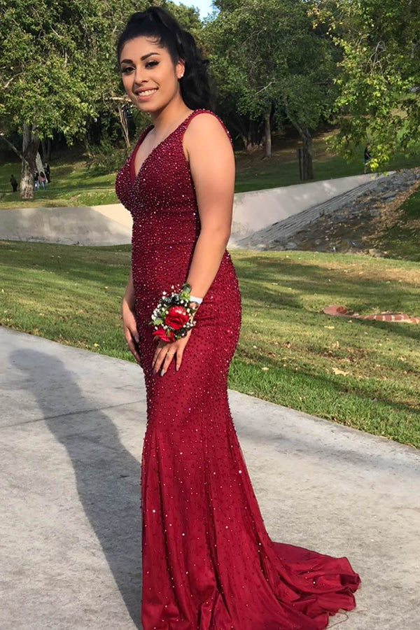 V-neck Sleeveless Backless With Beaded Prom Dresses