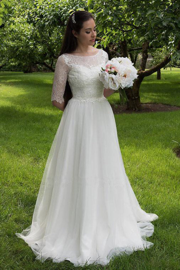 Charming Lace Round Neck Half Sleeves Wedding Dresses