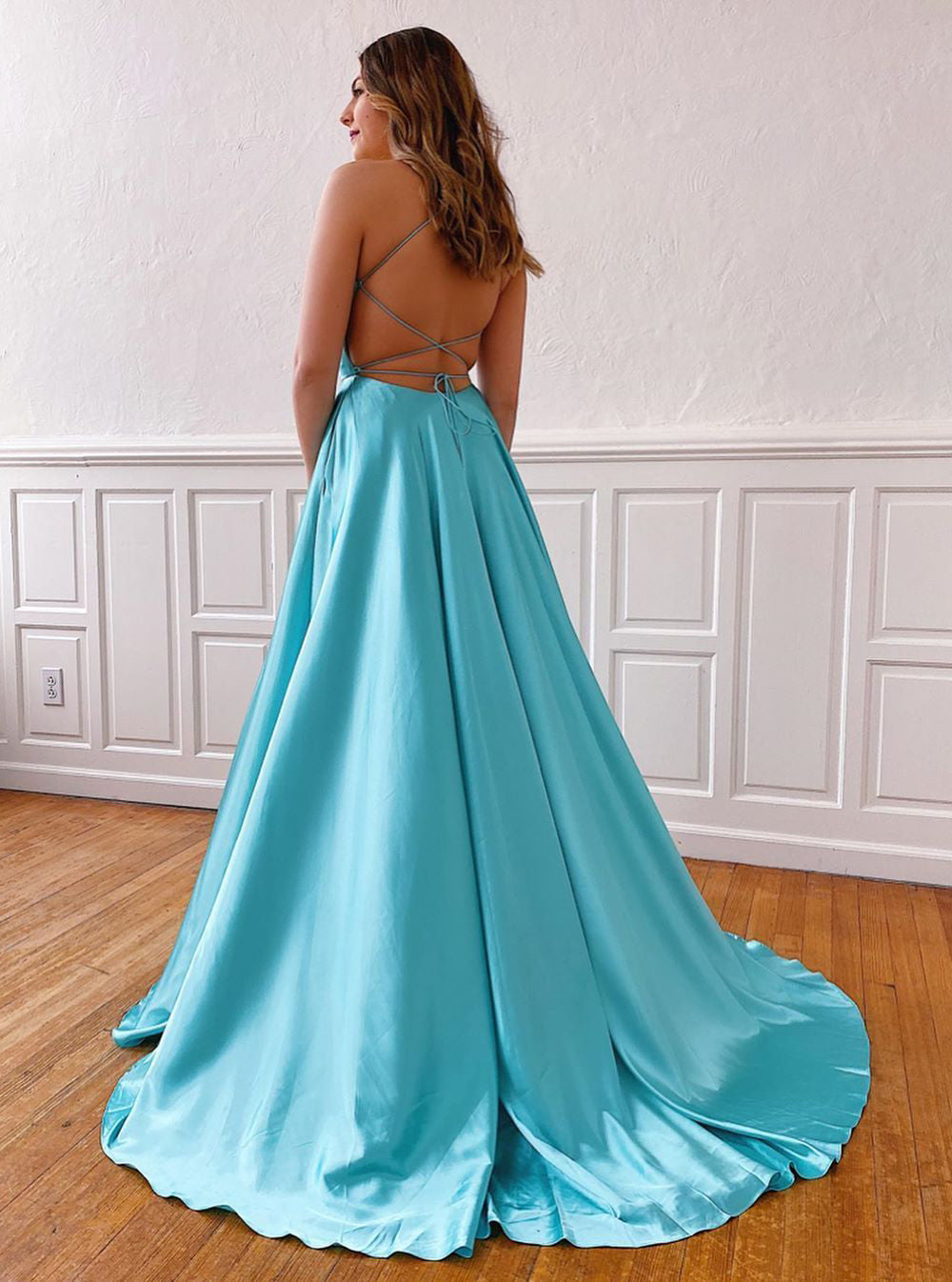 Blue Sleeveless A-line Spaghetti Straps Backless Long Prom Dresses