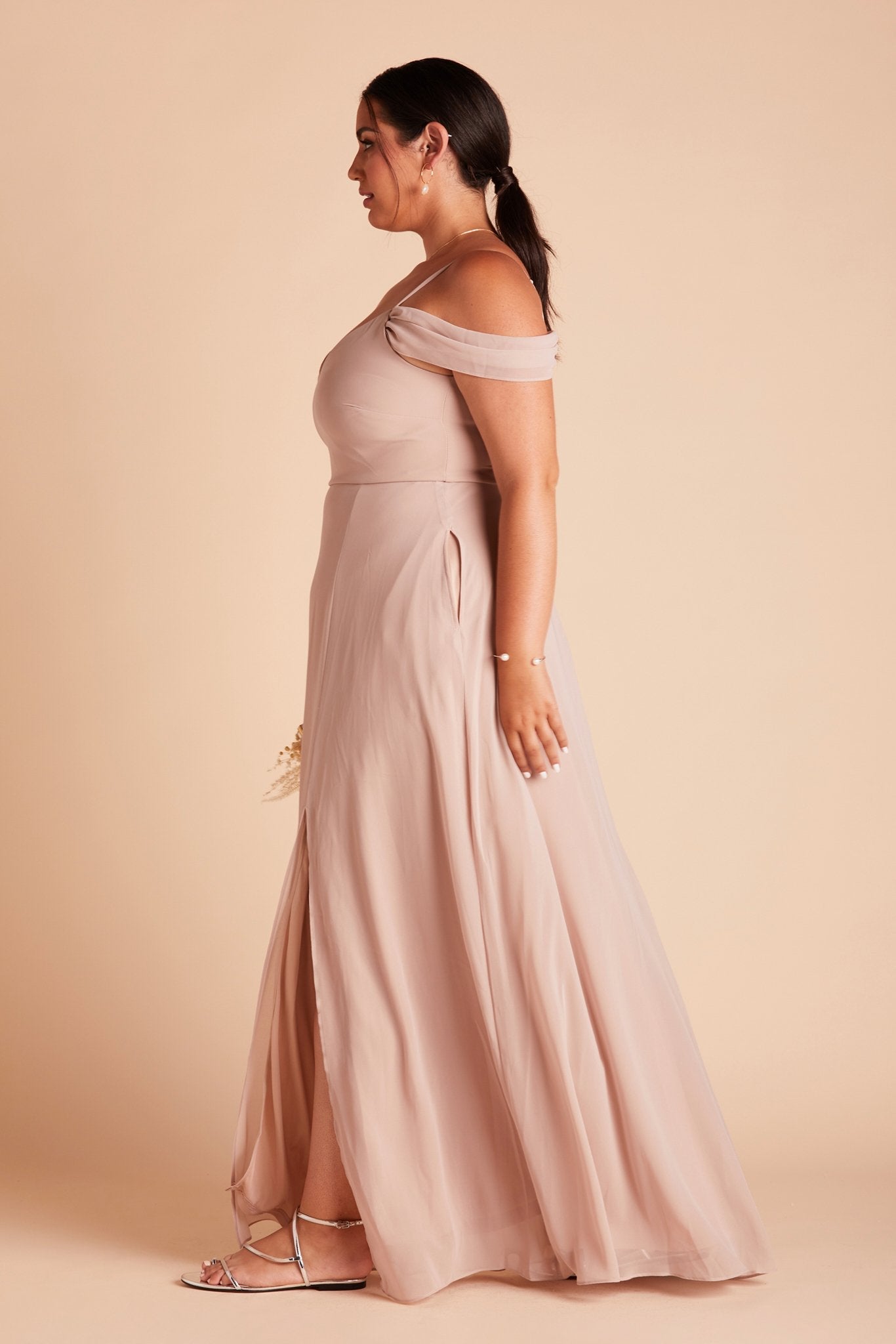 Devin Convertible Dress Curve Eliana