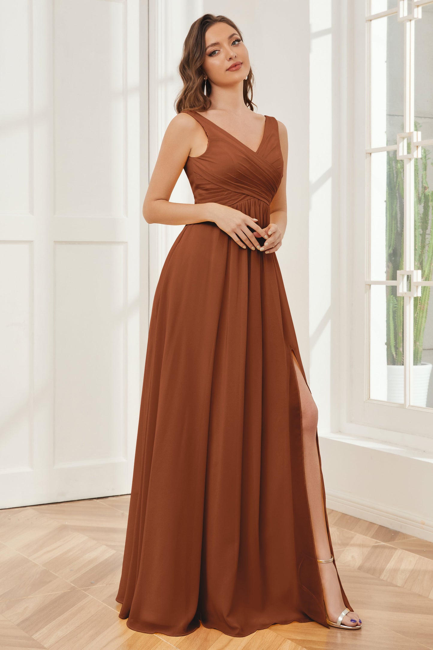 Column V-neck Chiffon Long Bridesmaid Dresses